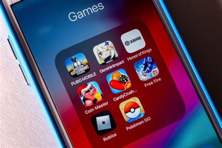 Can I get free games on my phone?