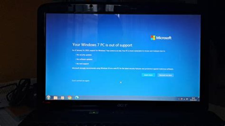 Does Windows 8 support Windows Media Center?