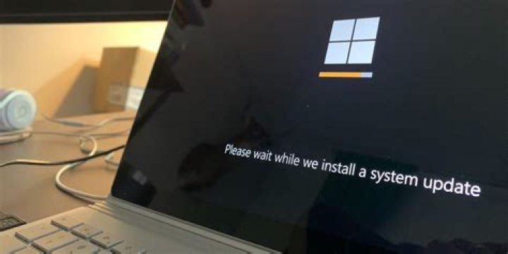 How do I stop Windows 7 from restarting for updates?