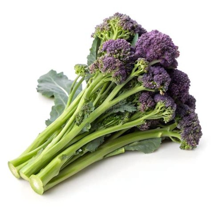 How do you boil purple sprouting broccoli?