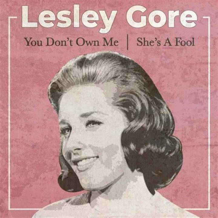 Is it Leslie or Lesley for a girl?