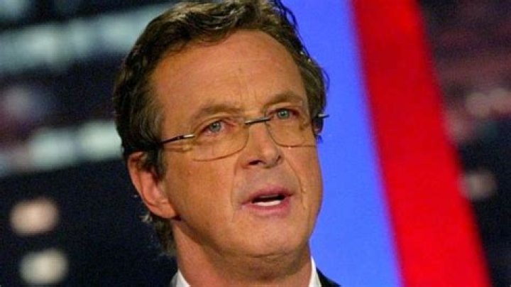 Is Michael Crichton alive?