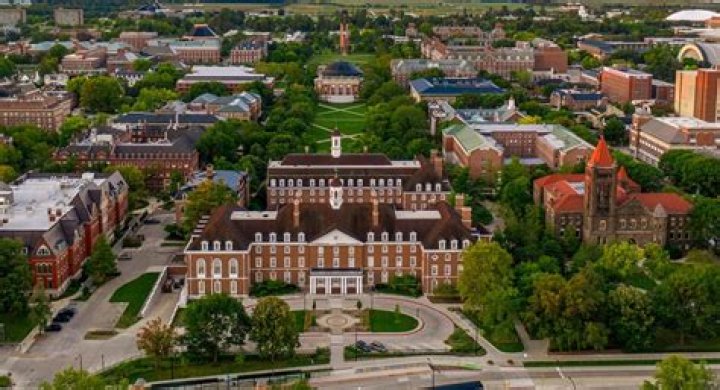 Is the arc free UIUC?