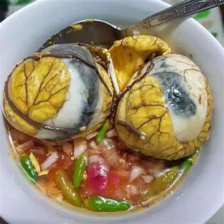 What is balut sa puti?