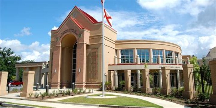 What is the #1 high school in Alabama?