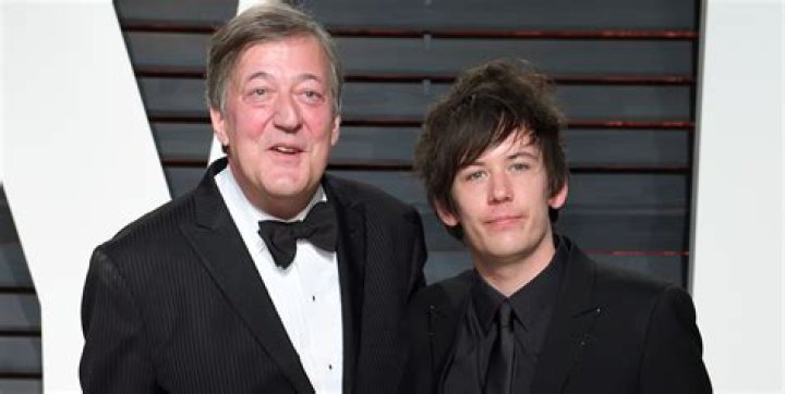 What is the age difference between Stephen Fry and his husband?