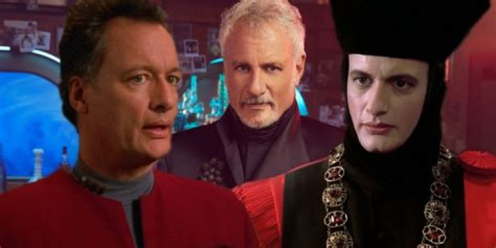 Who played Q Trek?