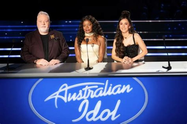 Who won 2010 Idol?